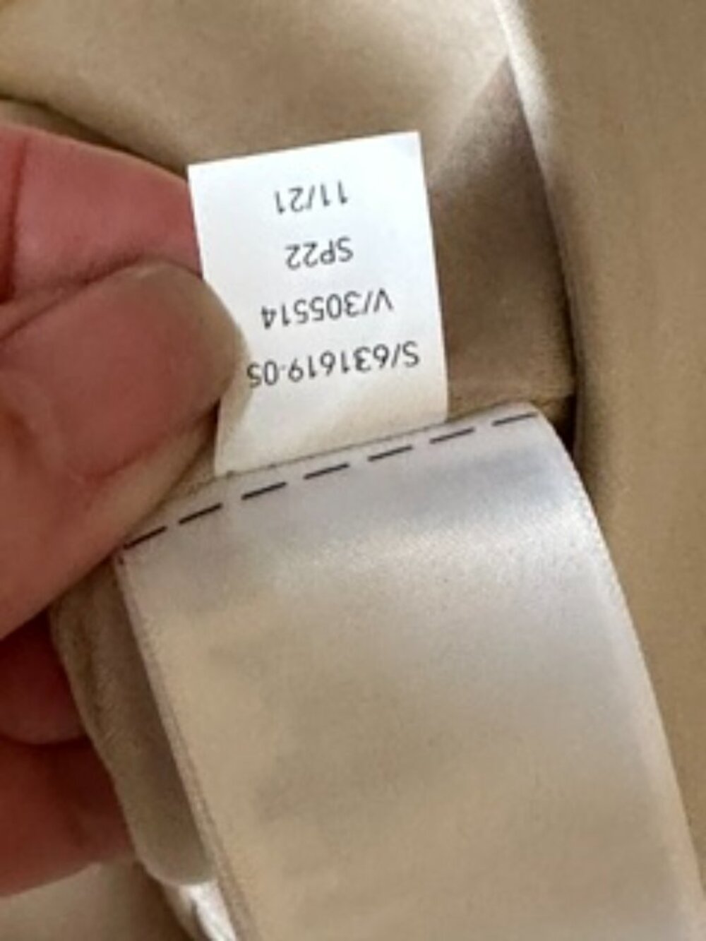 Athleta Chelsea Pull-on Jogger. Tan. Size 2. Lightweight.Pockets. - Picture 6 of 7